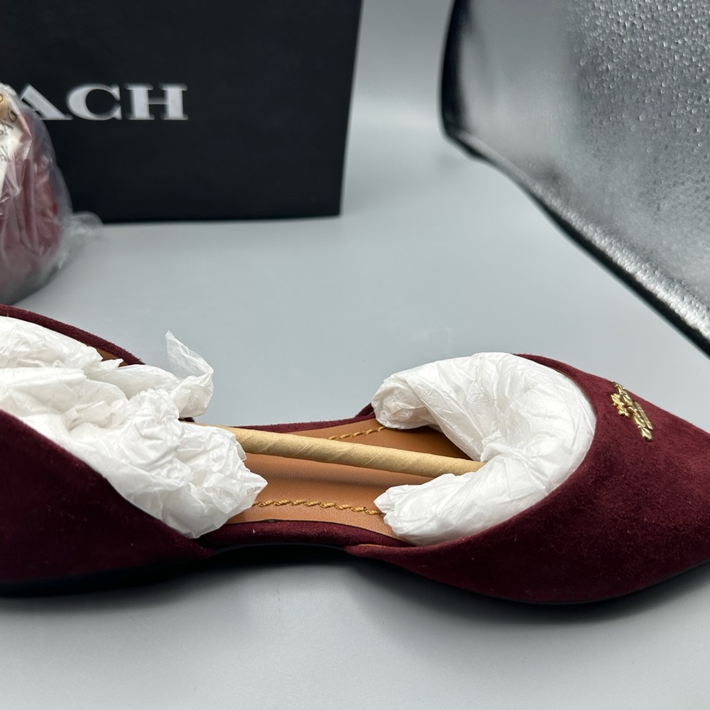 Coach Pointed Toe wine flats size 7 - Picture 11 of 15